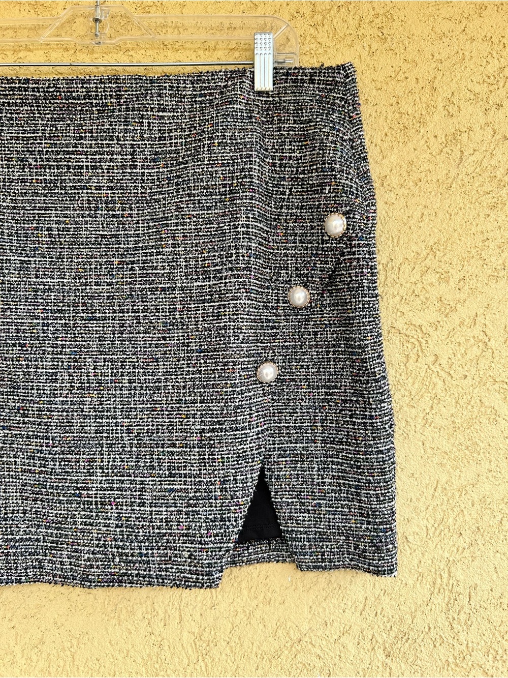 Lovers + Friends Cherie Tweed Pearl Button Grey Skirt - Picture 4 of 6